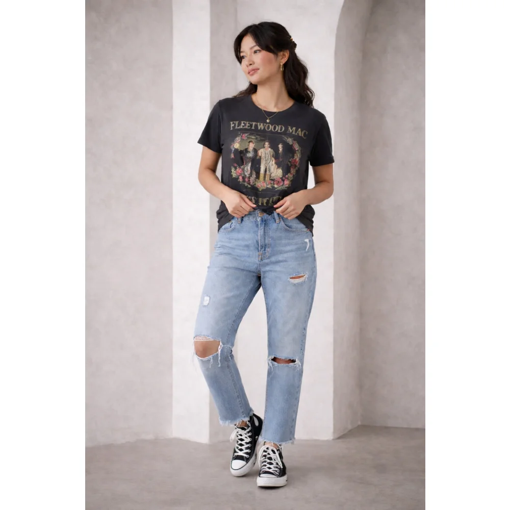 Vervet Size 31 High Rise Distressed Straight Leg Raw Hem Blue Denim Jeans - Picture 2 of 11